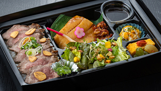 ステーキ＆おさかな弁当 2,500円(税抜)(税込2,700円)